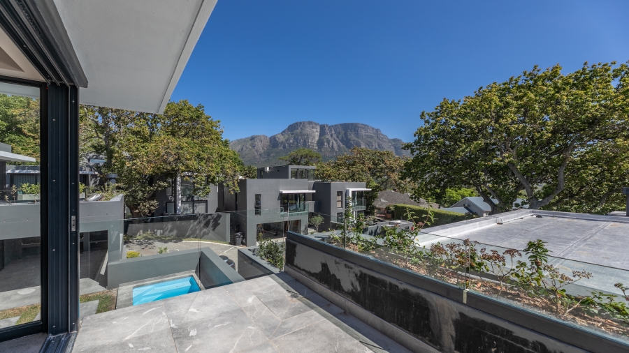 4 Bedroom Property for Sale in Claremont Upper Western Cape